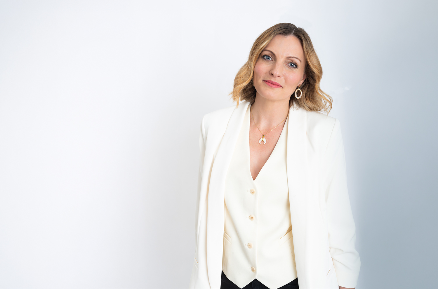 Episode 40: Clarity Before Confidence and the Art of Speaking with Sarah Collins